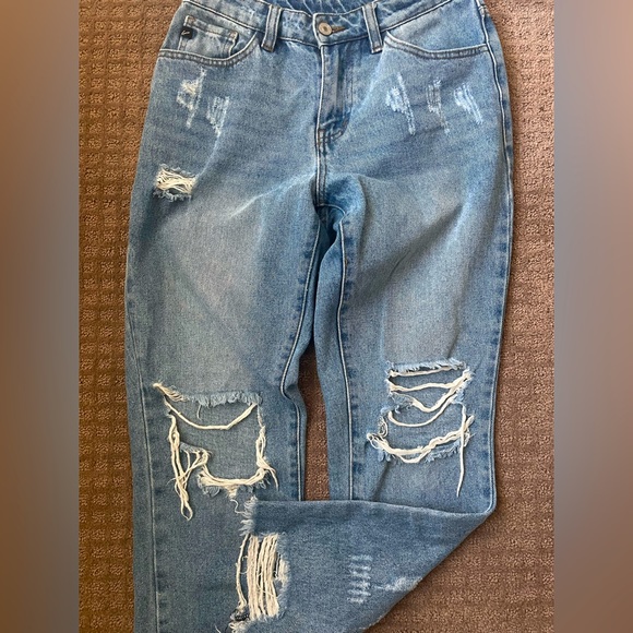 Kancan Womens Frayed Hem Busted Knee Distressed Jean Size 5/26 Style KC5161M - Picture 4 of 6